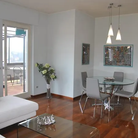 Terrace View ストレーザ